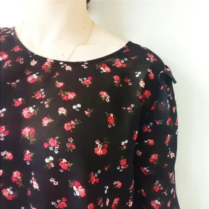  - Blus från Gina tricot
• Fint skick
• Fraktar endast under 100:-
• Tar gärna emot betalningar via Swish
• Kontakta mig för fler bilder ❤