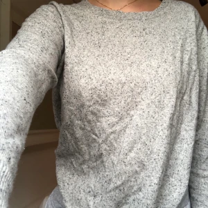 STICKAD TRÖJA - skönaste stickade tröjan köpt på ASOS för flera år sedan