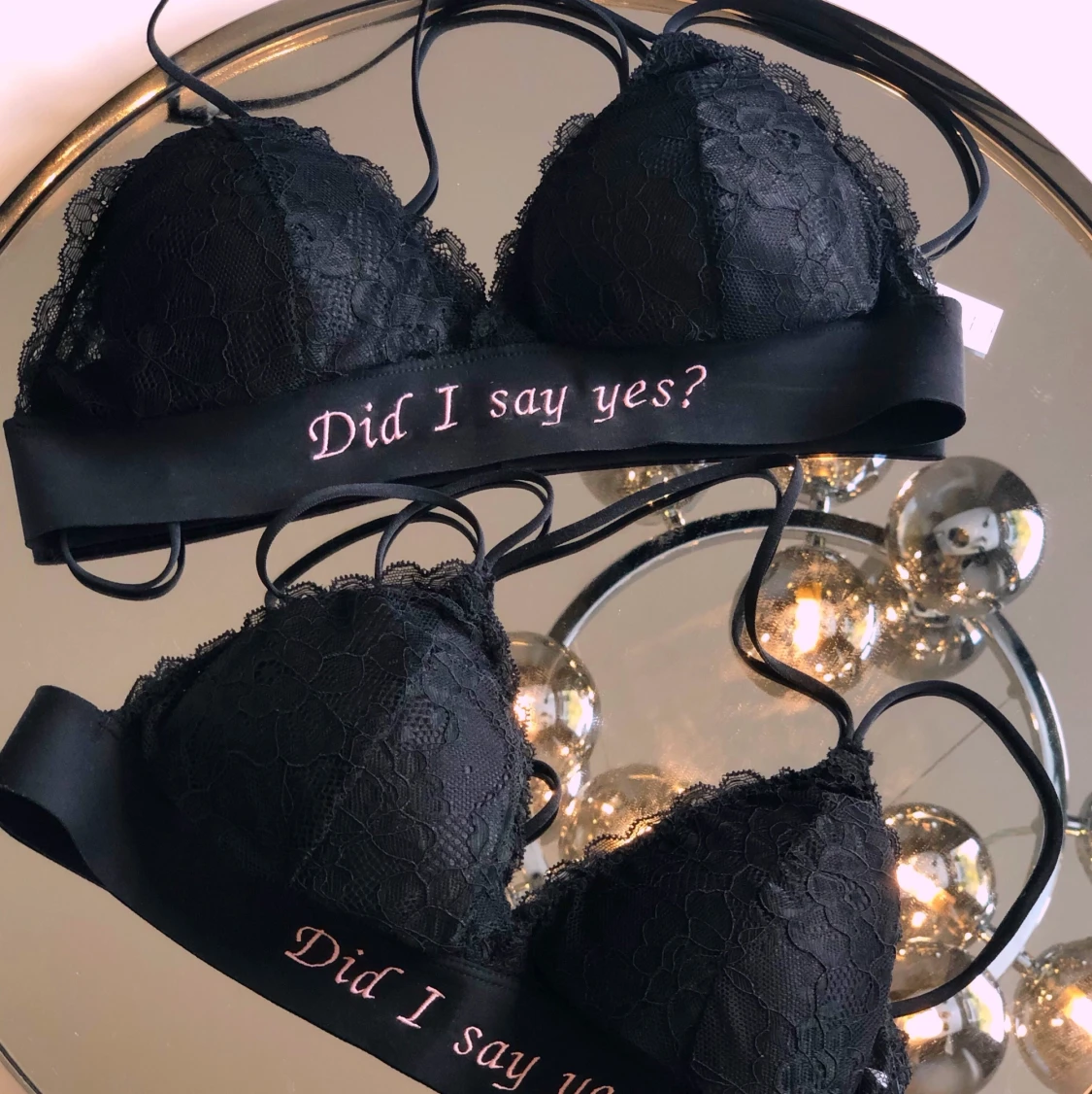 Bralette med unikt tryck!! - 90