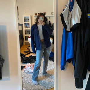 Ralph Lauren tröja - Frakt ingår i priset💕 Står storlek XL i tröjan men är i barnstorlek så passar bra på mig som vanligtsvis har S