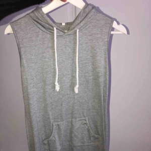  - Grå mjuk klänning från HM i fint skick