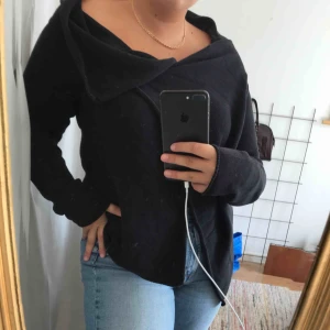  - Omlottkofta från lager 157, frakt tillkommer