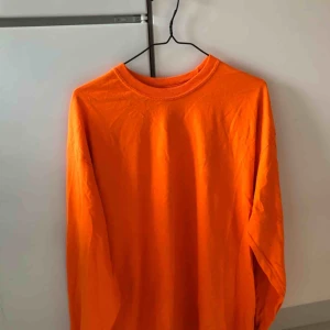  - Tröja från the classy issue. Sparsamt använd. Snygg oversize.