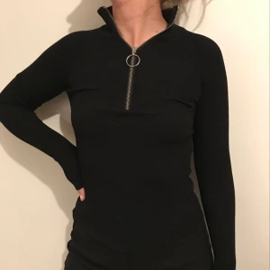  - Snygg töja som passar XS - M