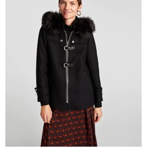  - Använd men i bra skick! Nypris 1395kr köparen står för frakten. Tar betalt via swish. Byts ej mot något annat, kan skickas idag! Passar S då jag oxå har det