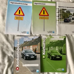  - Jätte bra skick på körkortsböcker! 