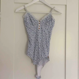  - Extremt fin body som tyvärr är för liten för mig, och är därför endast använd en gång! 