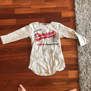  - En bra och fin plagg 