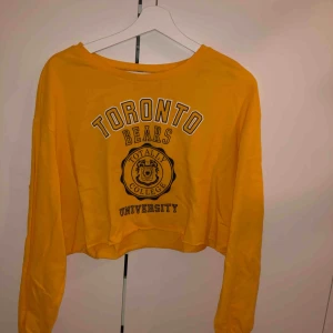  - Supersnygg topp från hm knappt använd💕 superfin för sommarn