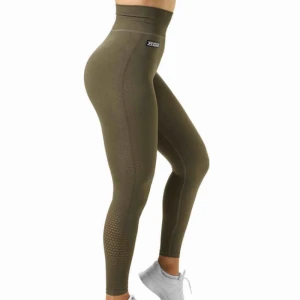  - Säljer dessa helt oanvända tränings tights från better bodies! Extra höga. Lappen sitter inte kvar men dom är endast testade! Köpta för 599 kr. Exklusive frakt 
