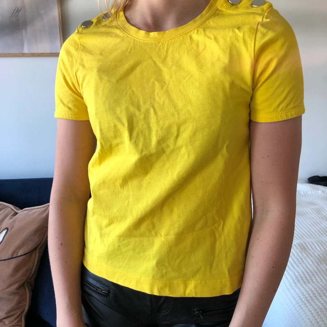 Gul tisha från Zara