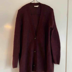  - Stickad kofta i mohair