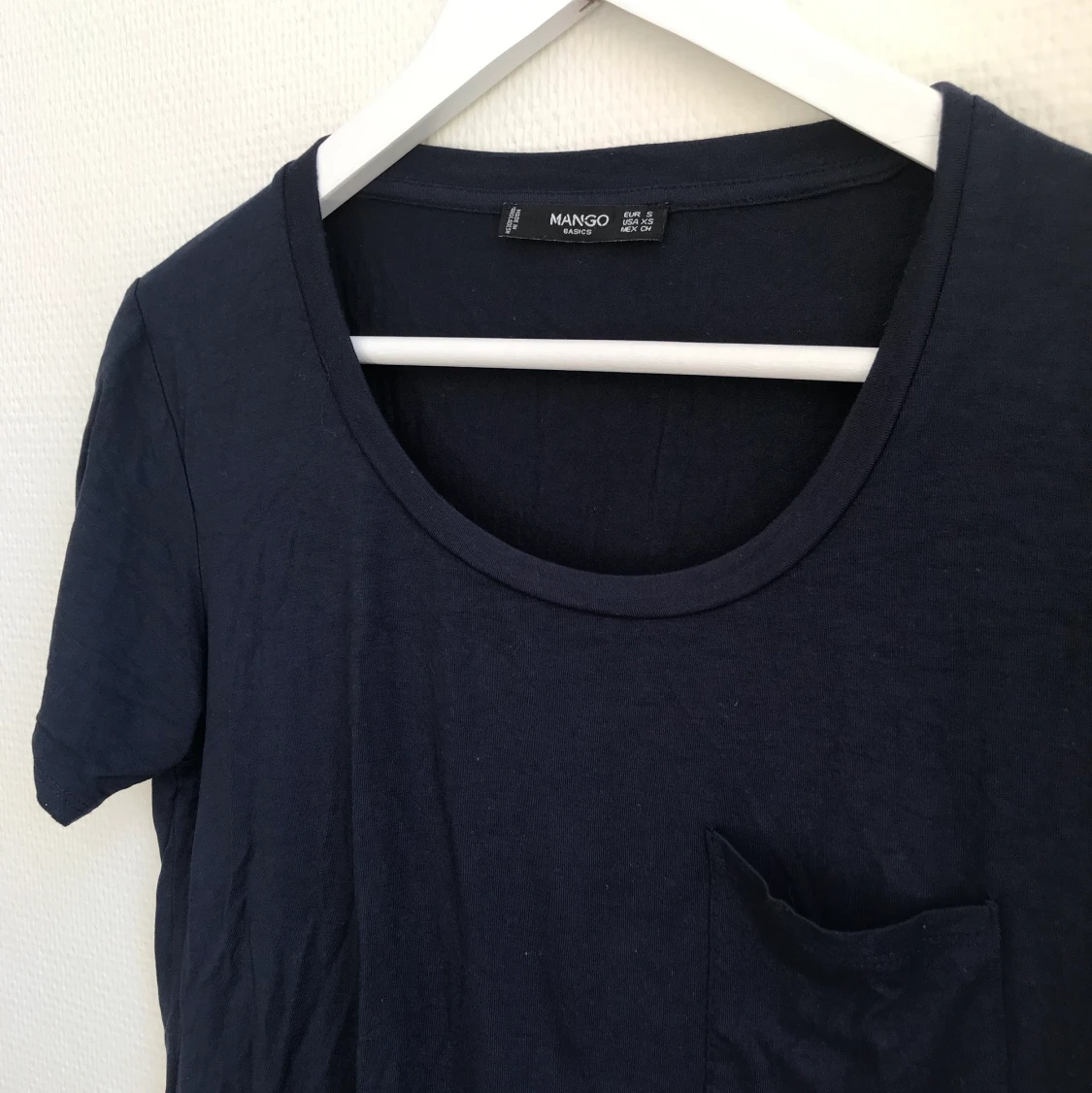 Mango t-shirt strl S  - 90