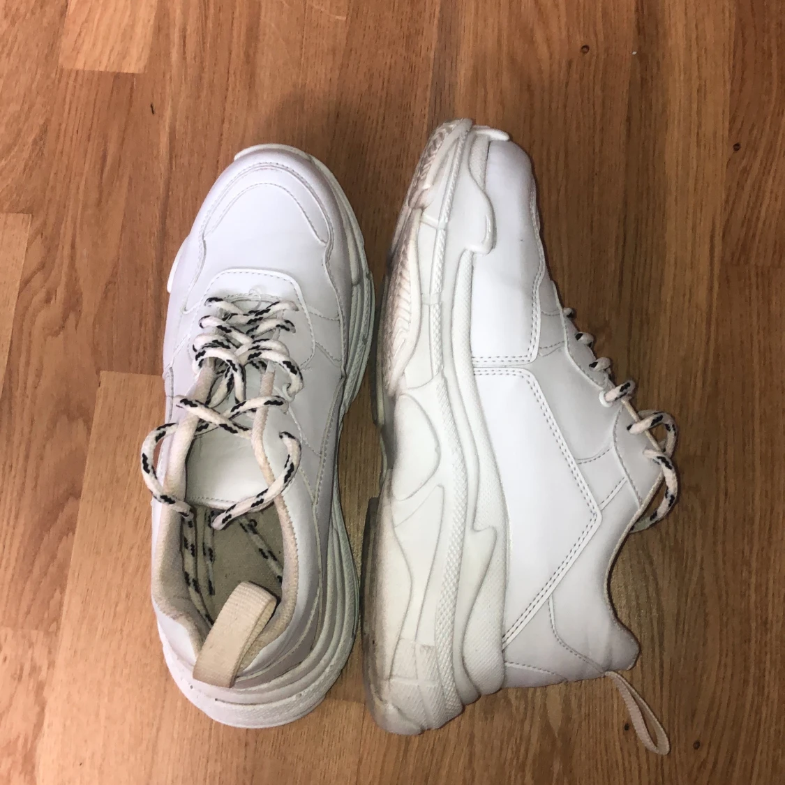 Chunky sneakers från Nelly 🧡 - 90