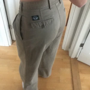 Dockers - Ett par dockers byxor som är för stora för mig. Skriv för fler bilder och mer detaljerade