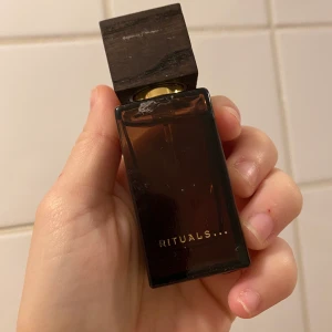 Rituals Parfym ”Rosé De Shiraz” 15ml - Helt ny och oöppnad!