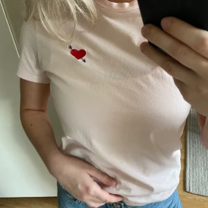 Söt T-shirt - Frakt tillkommer 💗