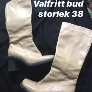 Skor storlek 38 <3 - Valfria bud från 100 🏄🏻‍♂️ flyttstädar allt ska bort 