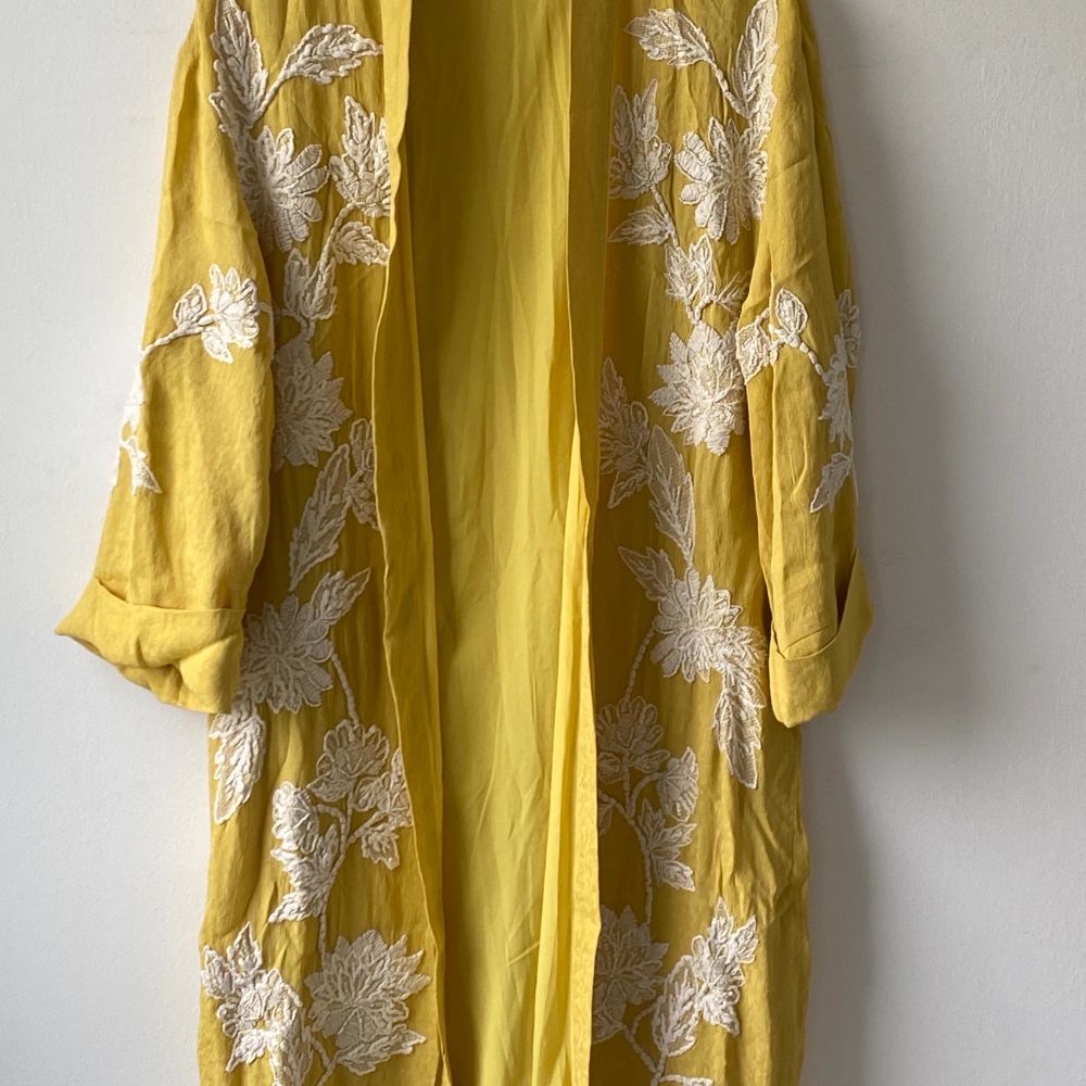 Zara embroidered kimono | Plick Second Hand