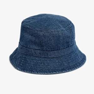 Jeans bucket hat  - Jättefin buckethat från monki i stl S som bara använts fåtal gånger, köparen står för frakt<333