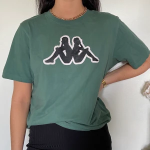 T-shirt - En t-shirt från kappa i storlek L! (SWISH) frakt = 55kr