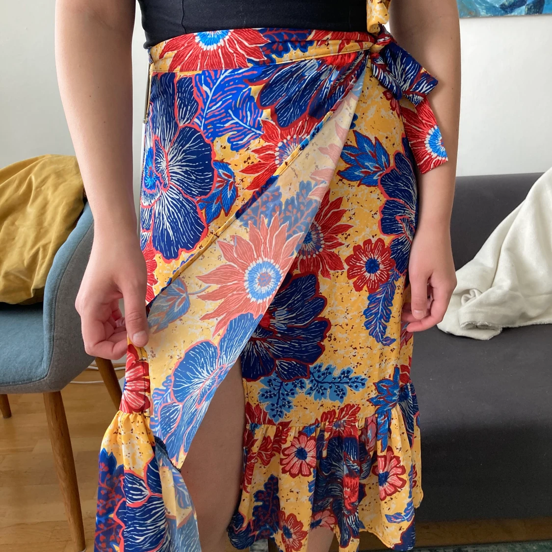 Somrig omlottkjol storlek S - 90