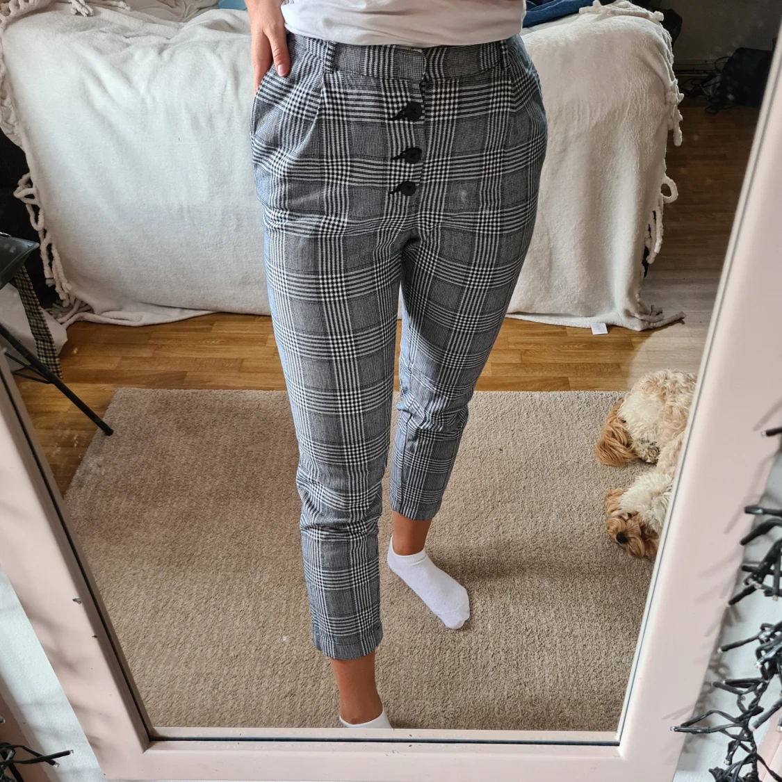 Rutiga byxor från Mango