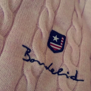 Tröja - HELT OANDVÄND! kommer bara inte till användning hos mig.  