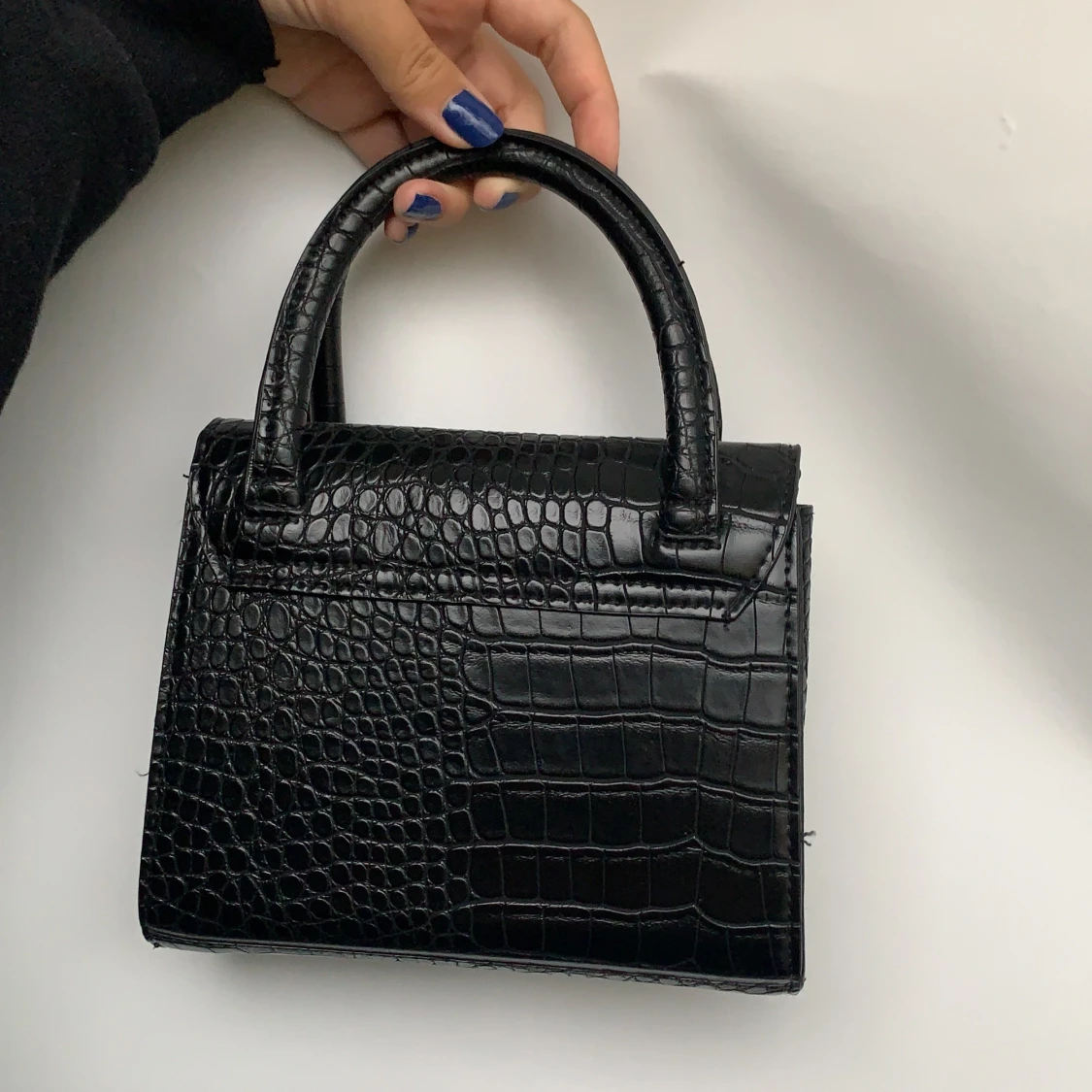 Black hand bag  - 90