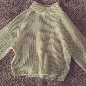 Stickad tröja - Jätte mysig stickad tröja från hm