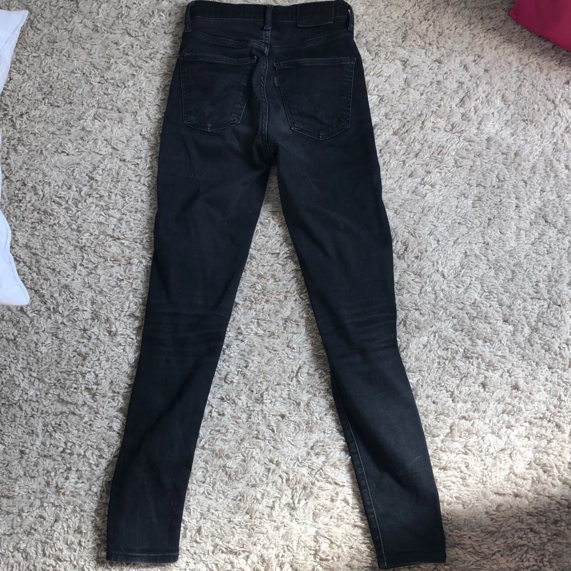 Mile high super skinny levis jeans storlek 24 - 90