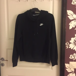  - Inte använt många gånger, så den är i bra skick. Köpte den på zalandos hemsida för 700kr