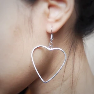  - nya örhängen 35kr