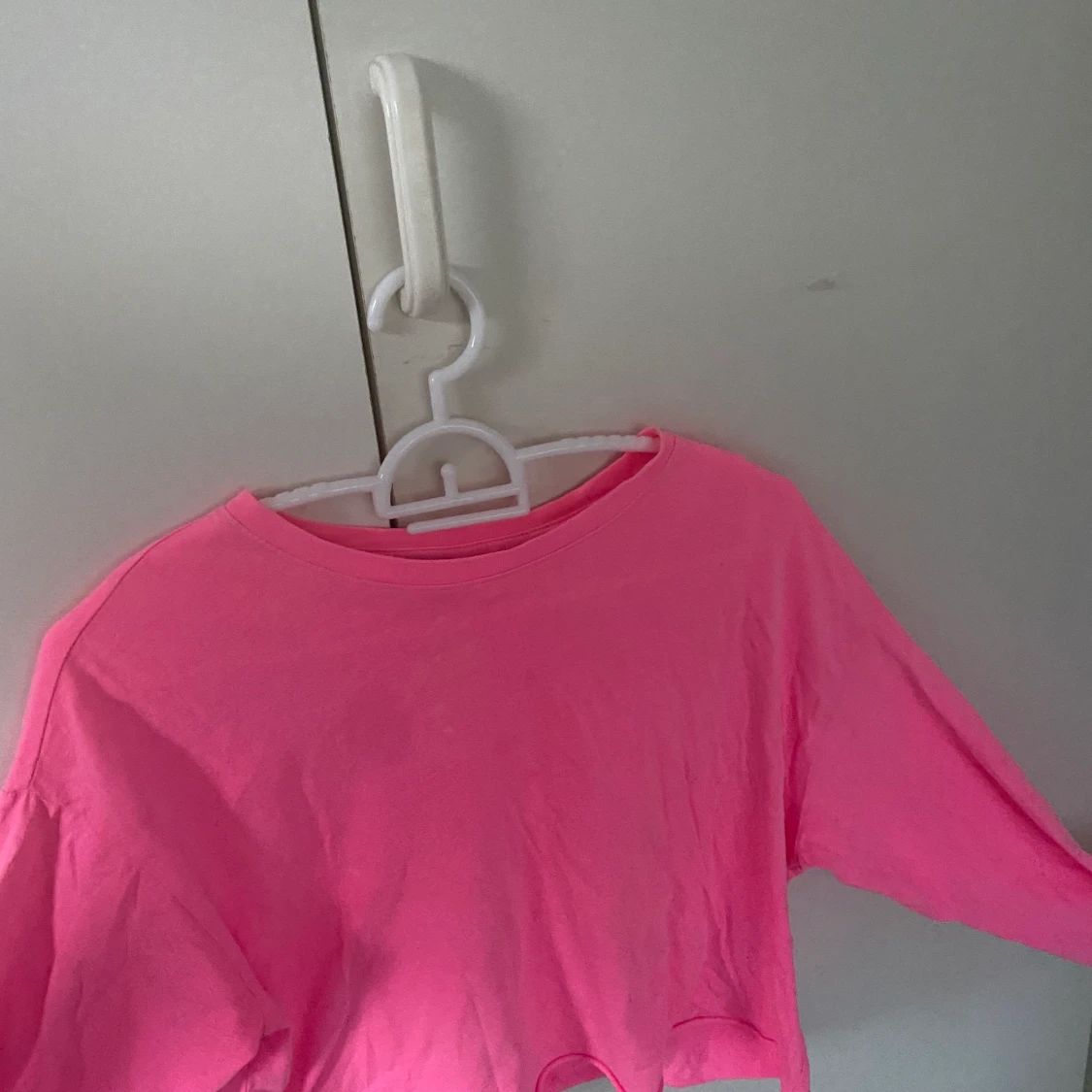 Neonrosa longsleeve🦋