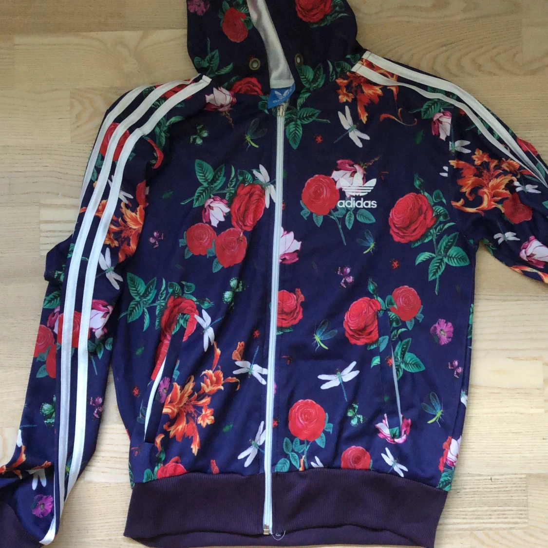 Blommigt Adidas Set - 90