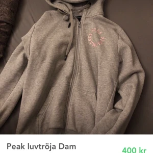 Peak luvtröja - Fint skick som ny