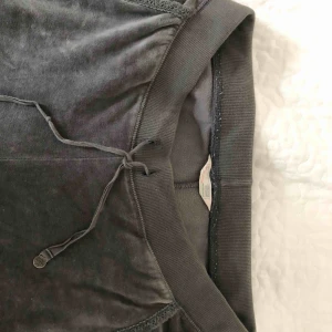  - Skitsnygga mjukisbyxor från odd Molly. Bra skick och knappt använda🌸