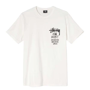 Stüssy/ Our Legacy Tee - Stüssy OL Surfman PIG. Dyed Tee. Helt oanvänd. Öppnad, testad EN gång. Bud från 650kr, högsta bud:670kr, köp nu: 1200kr❤️ size s