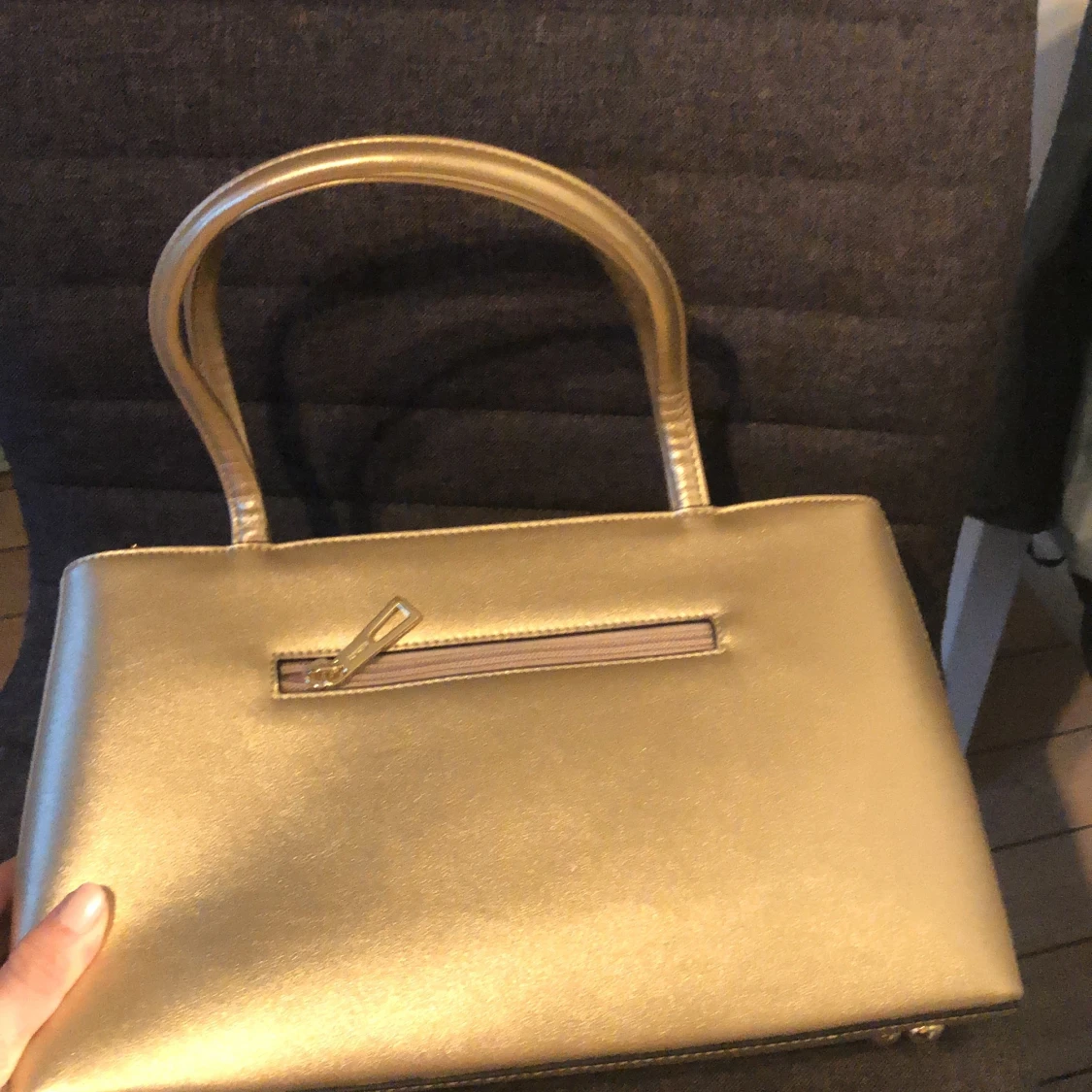 Guldväska från Susen - 91