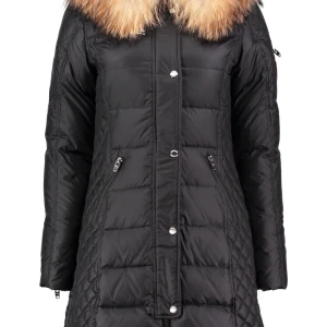 rock and blue med äkta päls storlek 42 - Inget fel kemtvättad säljs på grund av köpt ny. Säljs för 1000kr. Återkom för föer bilder. 