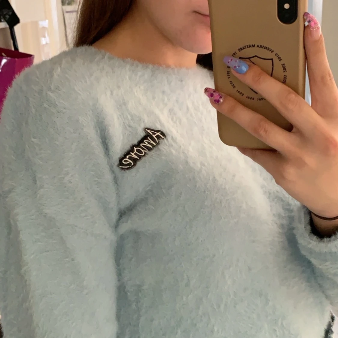 Blå fluffig tröja - strl S - 91