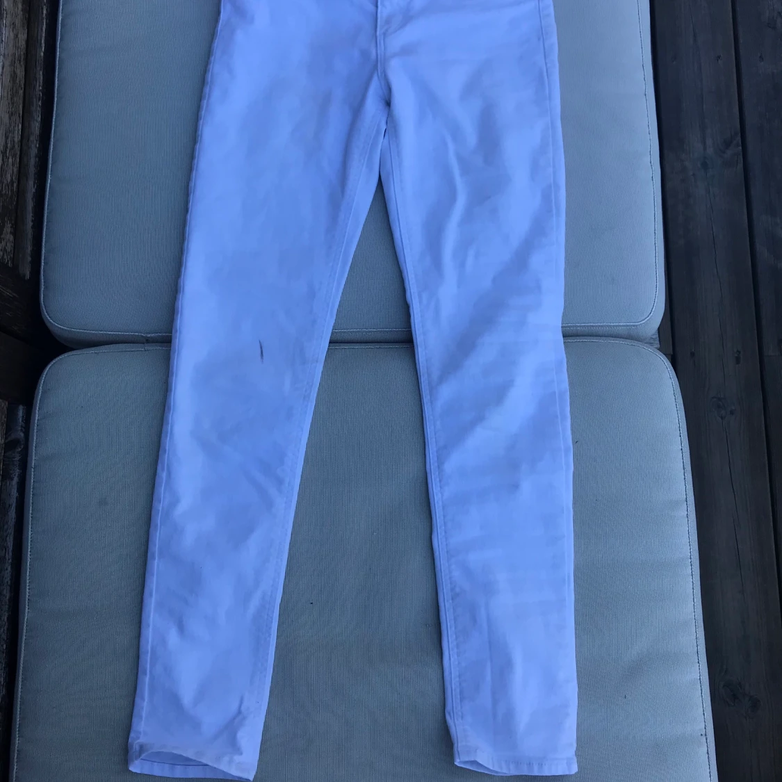 Vita jeans från H&M - 90