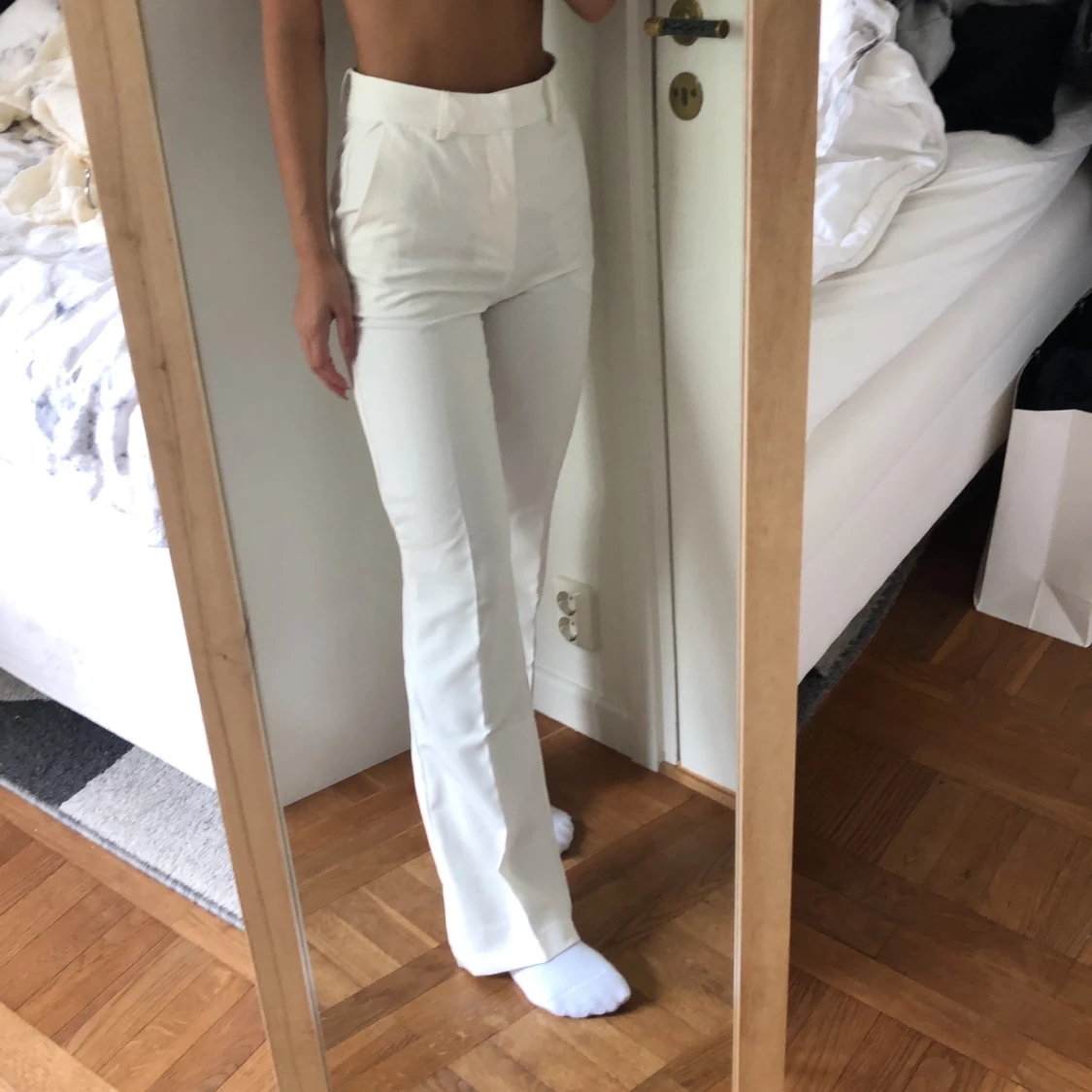 Vita kostymbyxor bikbok - 90