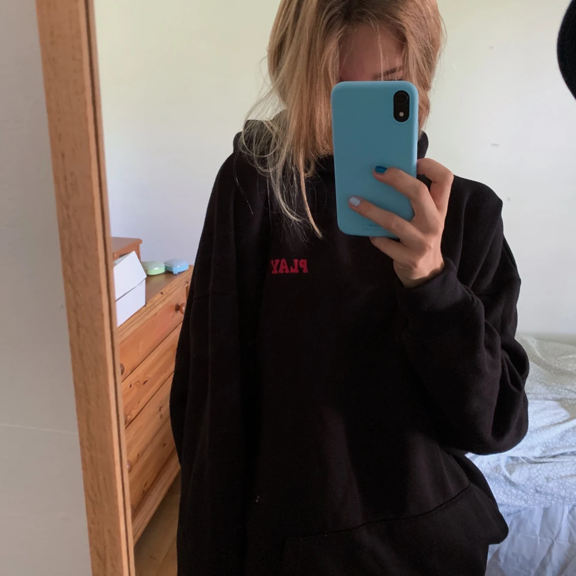 INTRESSEKOLL PLAYBOY HOODIE - 90