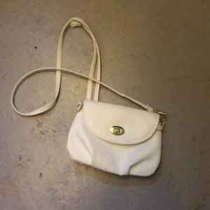 Liten handväska  - NY