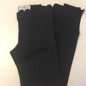  - Designers remix jeans aldrig använda storlek 25