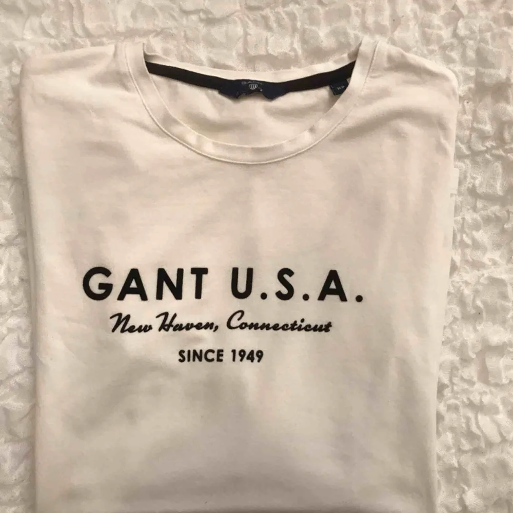Långärmad äkta  Gant tröja använd ett få tal gånger  . Toppar.