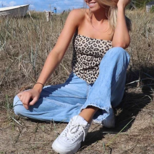  - Topp oanvänd förutom denna bild. Frakt tillkommer :)