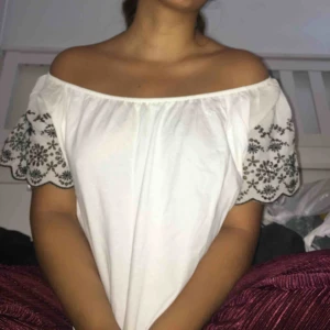  - Tröja från h&m säljes för 60kr inkl frakt