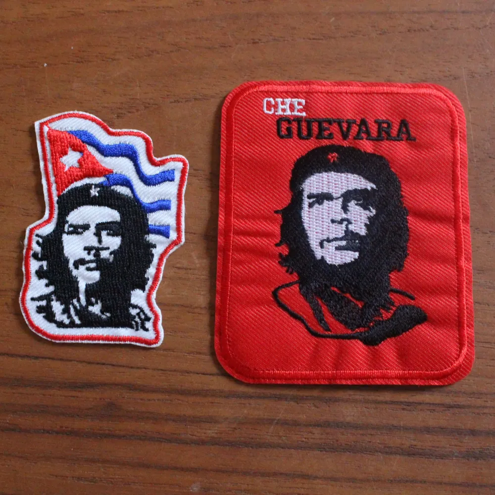 Två stycken Che Guevara tygmärke för 29kr inkl frakt! . Övrigt.